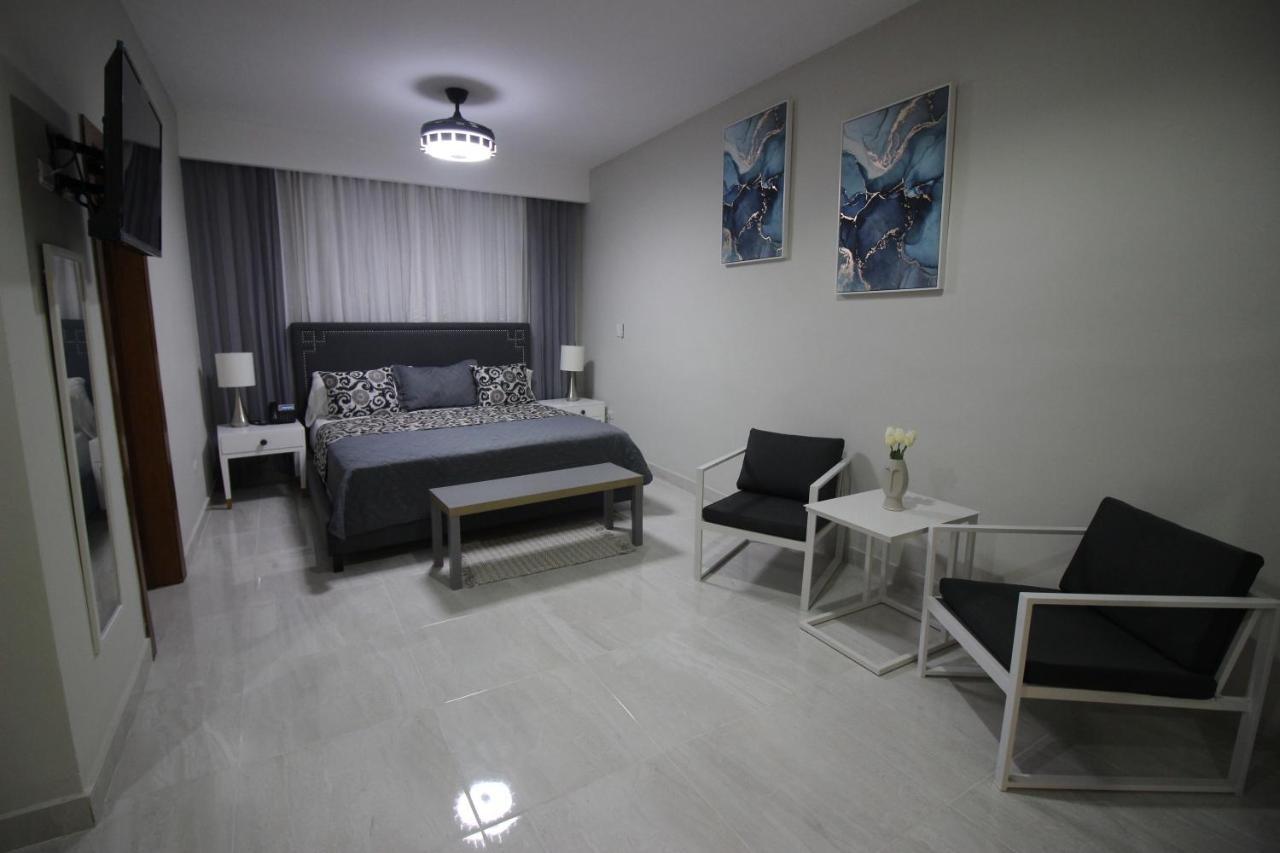 Hotel Monarca Salvaleón de Higüey Exteriör bild