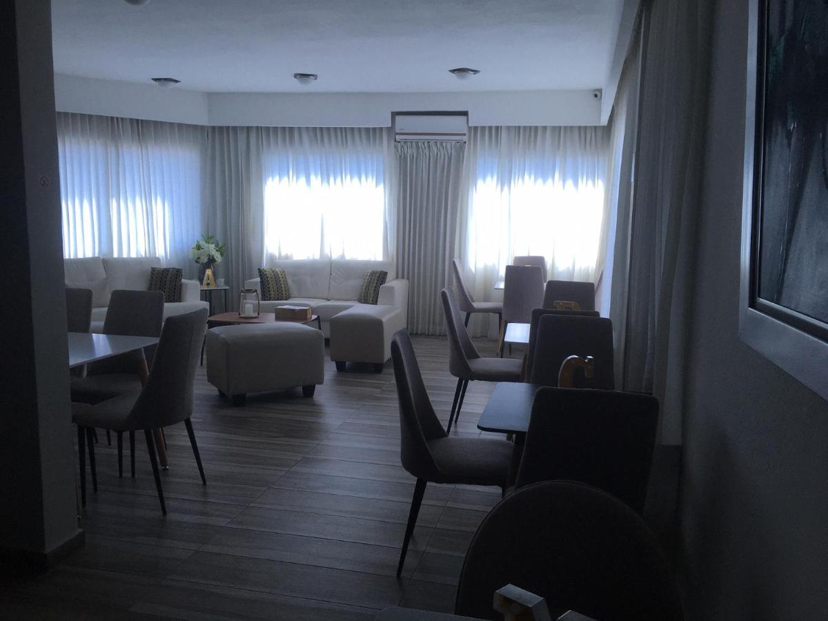 Hotel Monarca Salvaleón de Higüey Exteriör bild