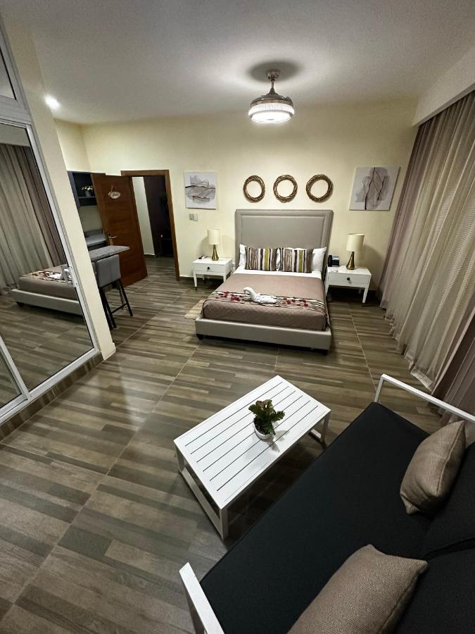 Hotel Monarca Salvaleón de Higüey Exteriör bild
