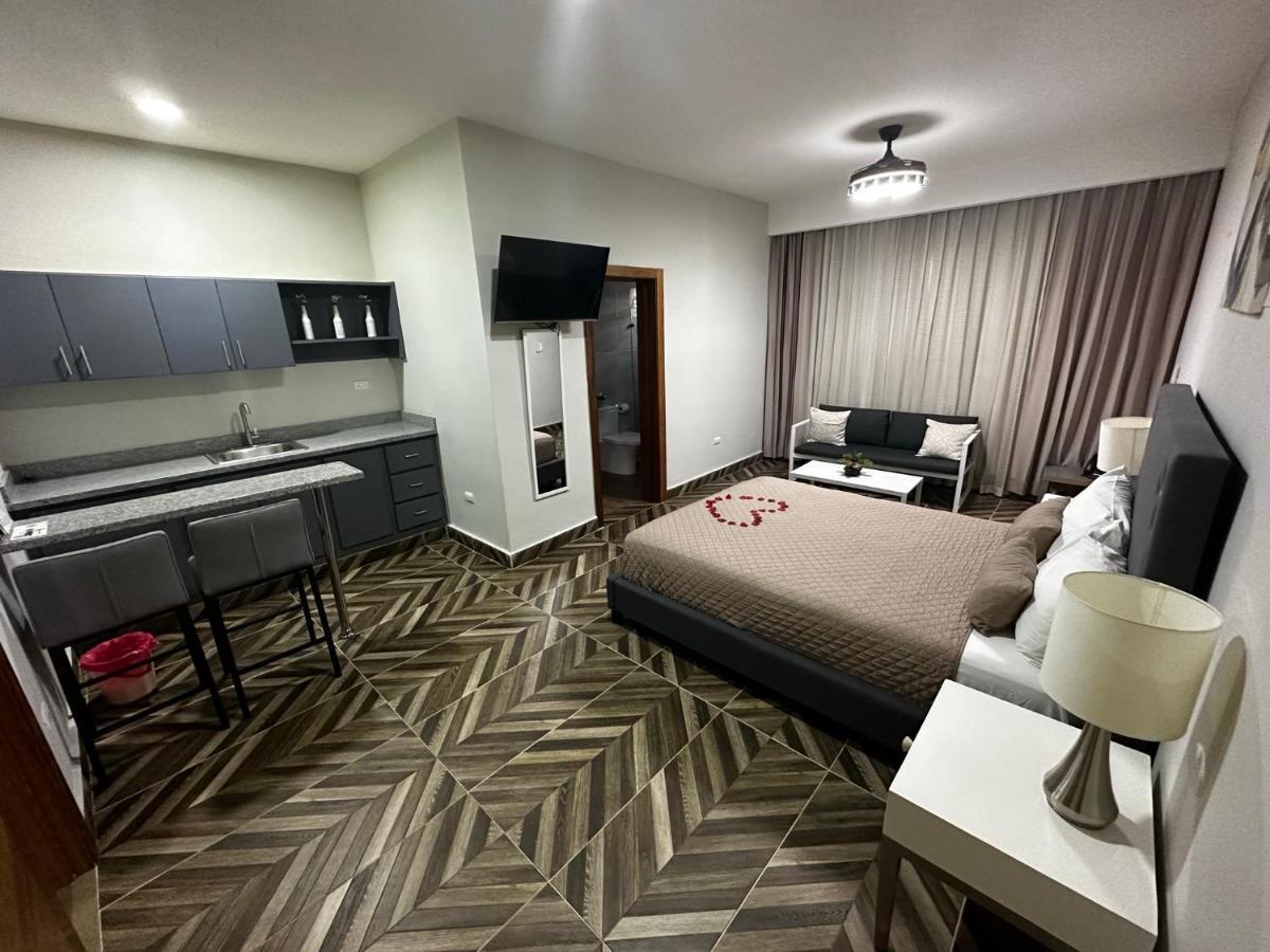 Hotel Monarca Salvaleón de Higüey Exteriör bild