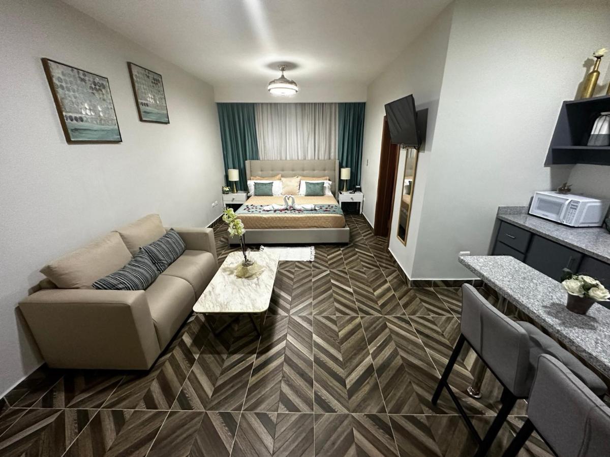 Hotel Monarca Salvaleón de Higüey Exteriör bild