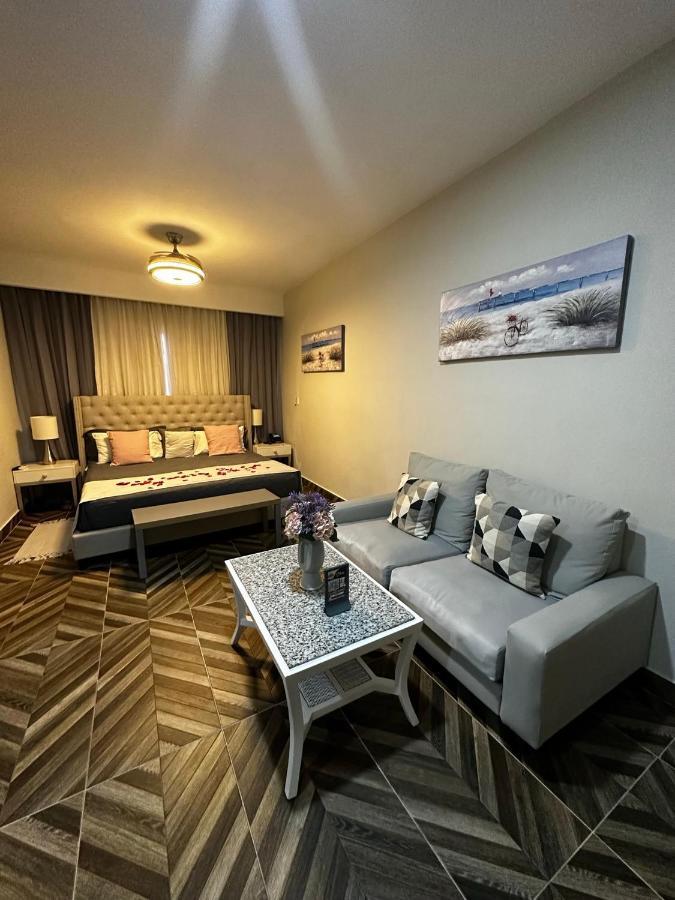 Hotel Monarca Salvaleón de Higüey Exteriör bild